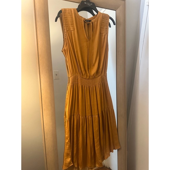 Vera Wang Midi Dress - Picture 1 of 4